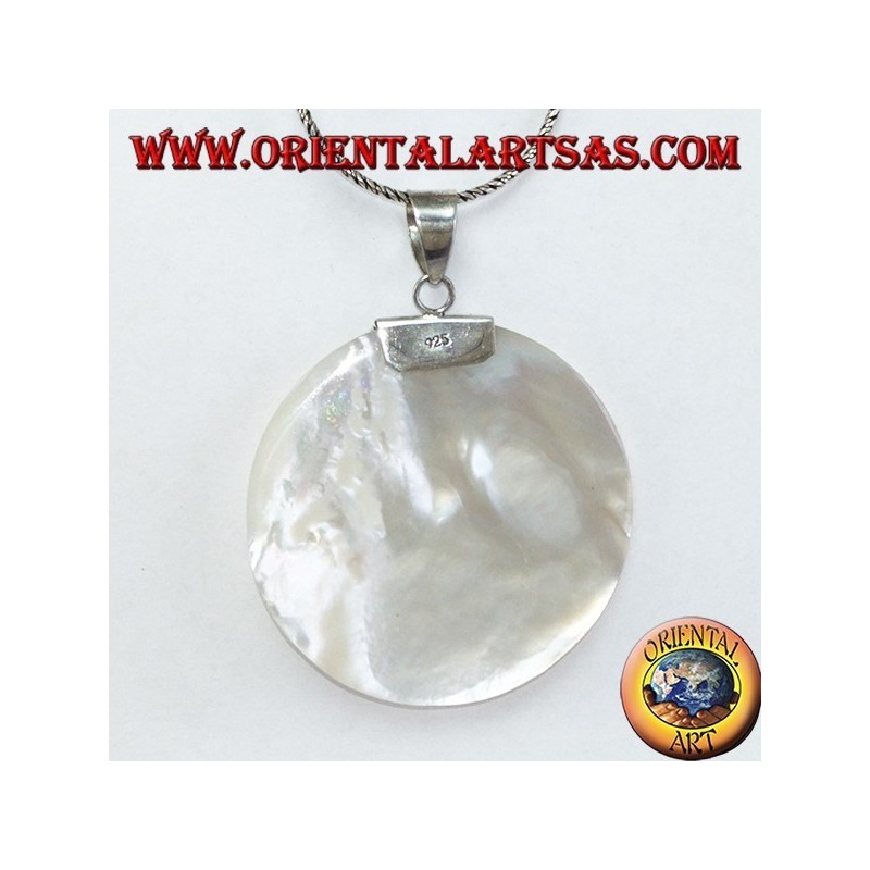 Pendant with round mother-of-pearl and handmade silver hook