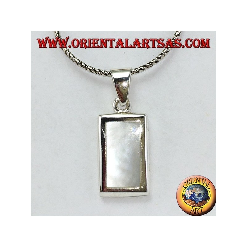 Pendentif en argent avec un ensemble de nacre rectangulaire
