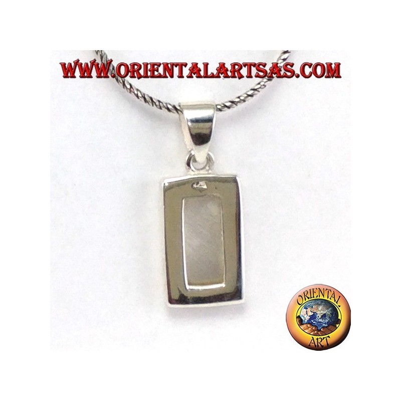 Colgante de plata con un conjunto de madreperla rectangular