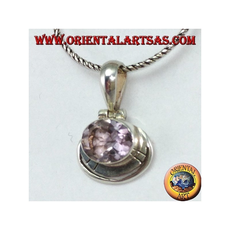 Pendentif en argent avec améthyste ovale naturel monté horizontalement
