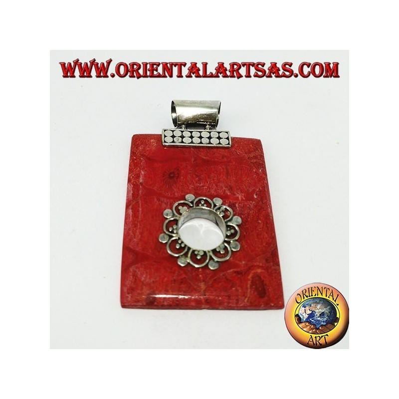 Ciondolo in argento con madrepora rossa (corallo) rettangolare con foro tondo