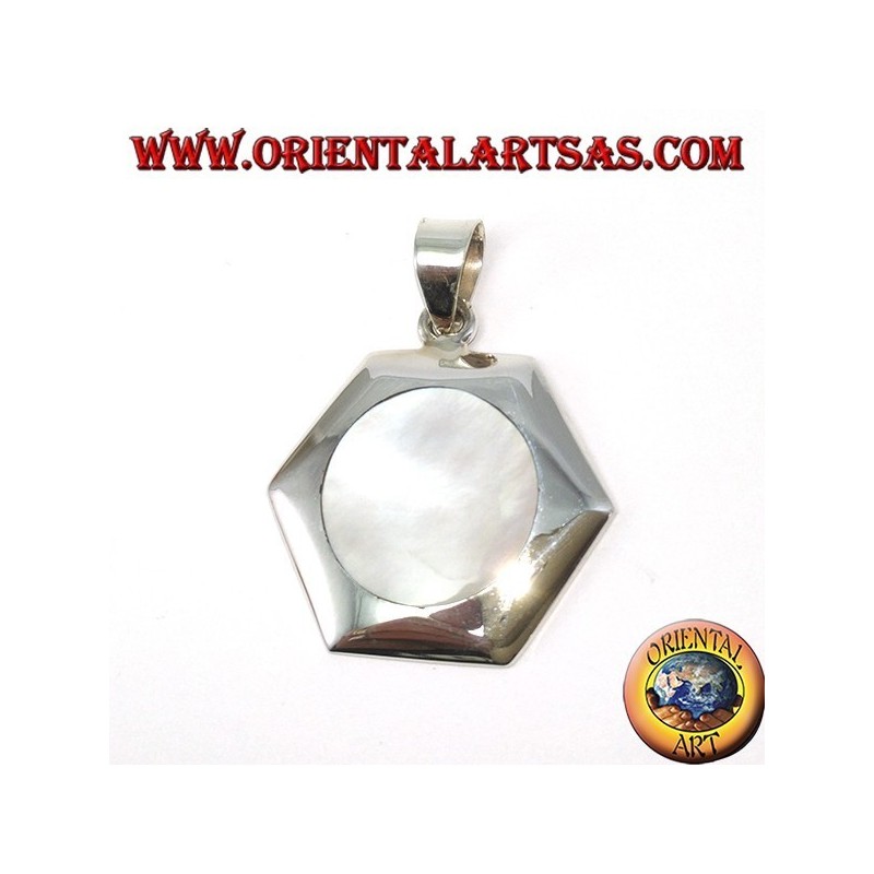 Colgante hexagonal de plata con madreperla redonda