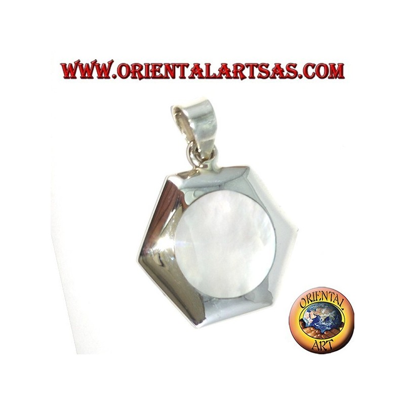 Hexagonal silver pendant with round mother-of-pearl