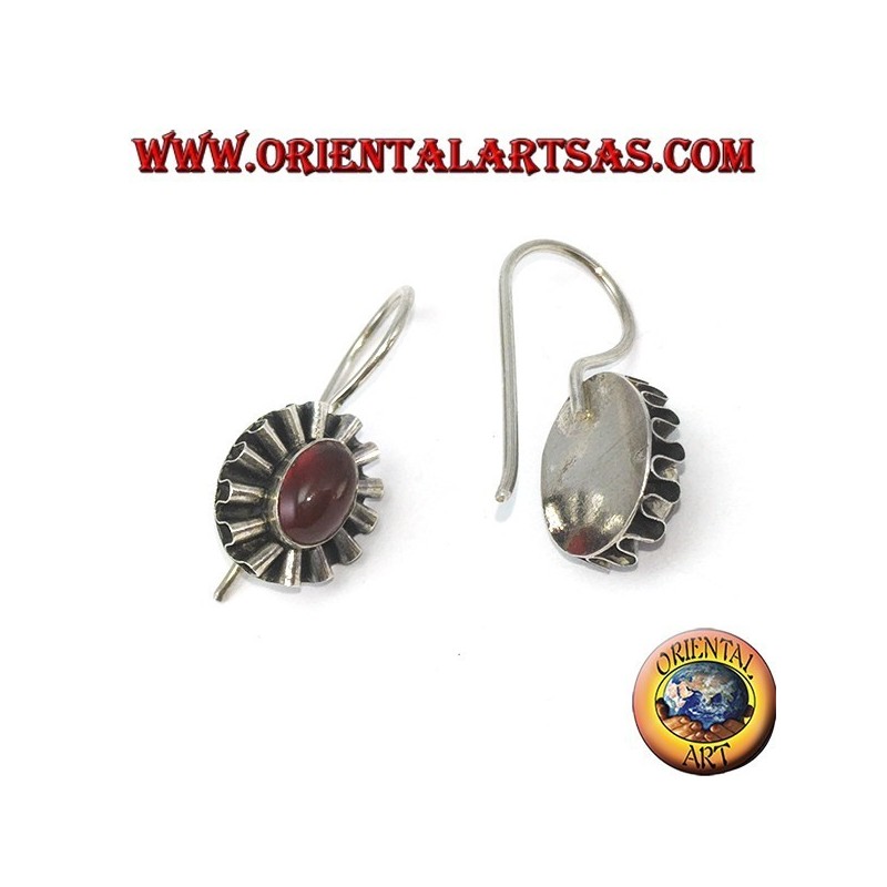 Pendientes de plata con cornalina oval y contorno de ola