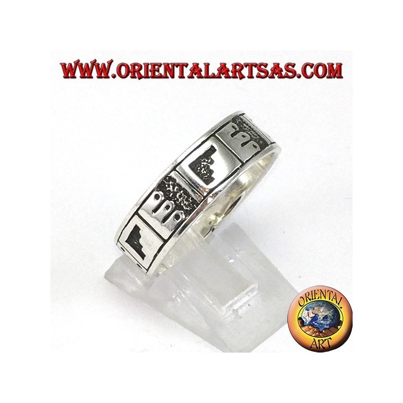 Band ring in silver with Maya low relief