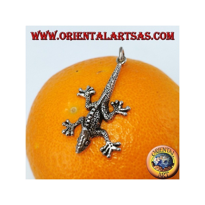 Pendant in silver Iguana prehistoric lizard