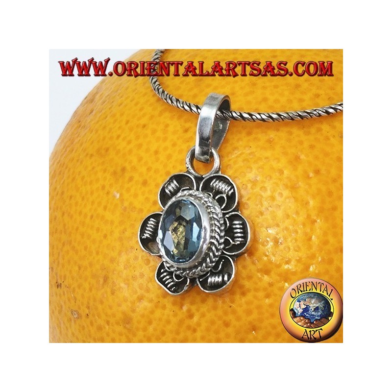 Pendant in silver flower with oval blue Topaz