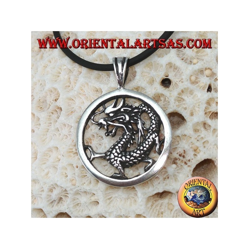 Pendant in silver dragon in the circle