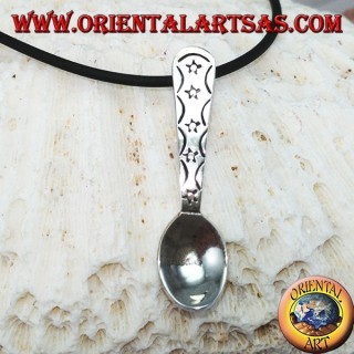Ciondolo in argento piccolo cucchiaino con stelline incise