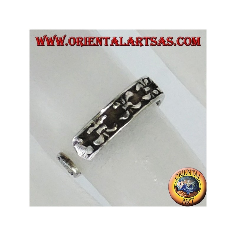 Silver ring from feet or phalanx with lilies