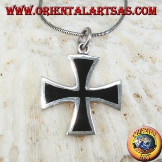 Croix pendentif des Templiers (croix de fer)
