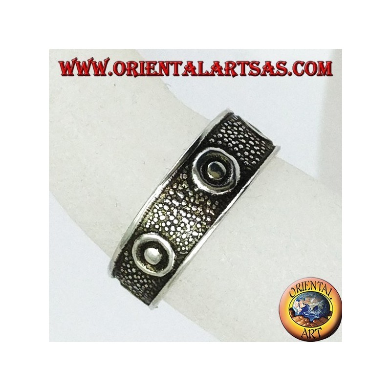 Silberring mit Füßen oder Phalanx mit fünf Stollen