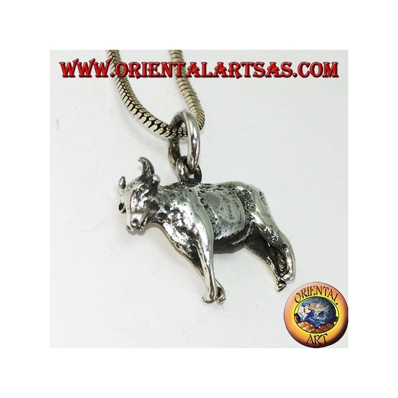 Colgante tridimensional de plata de toro