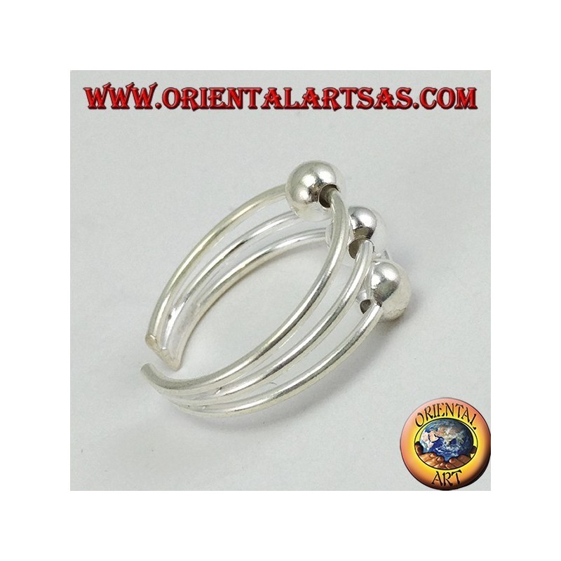 Silver ring with feet or three-wire phalanxes with three spheres