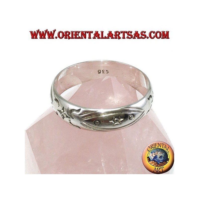 Silver band ring with star inlaid by hand