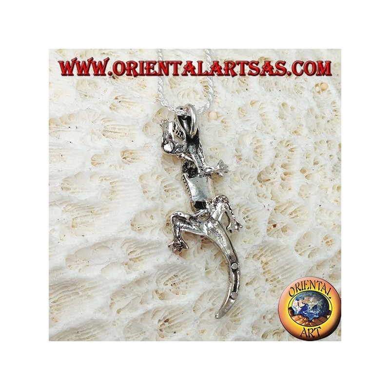 Colgante en plata, gecko móvil con la cabeza hacia arriba