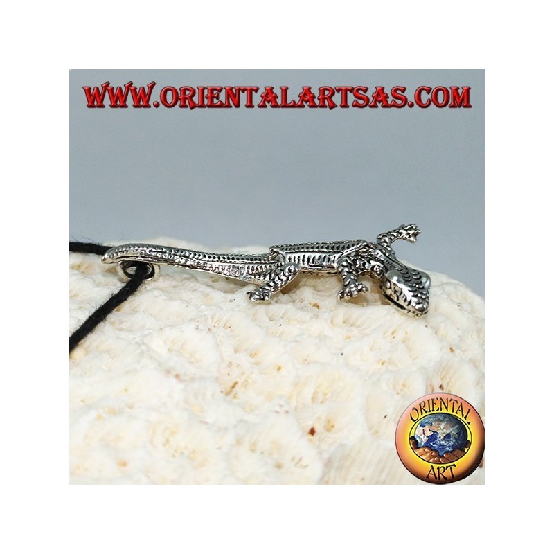 Colgante en plata, gecko móvil con la cabeza hacia abajo