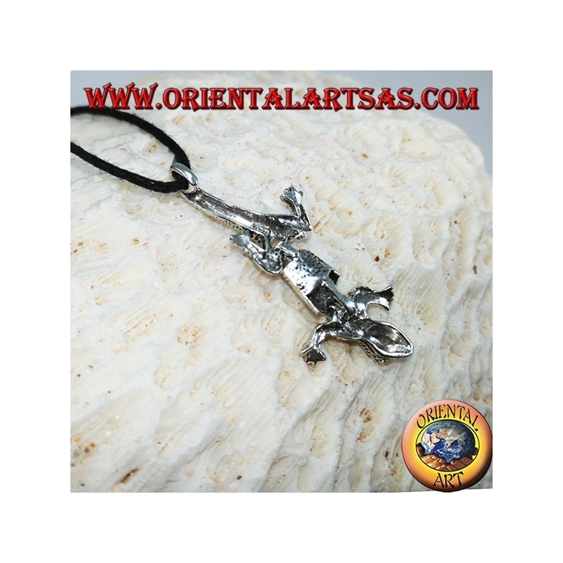 Pendant in silver, mobile gecko with head facing down