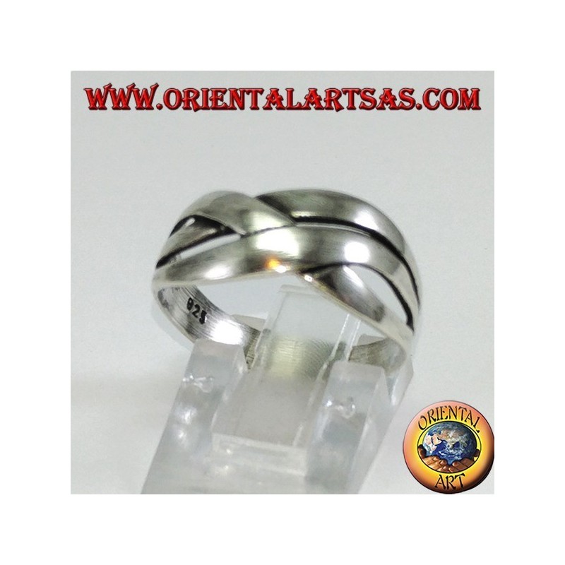 Anillo de plata con bandas cruzadas