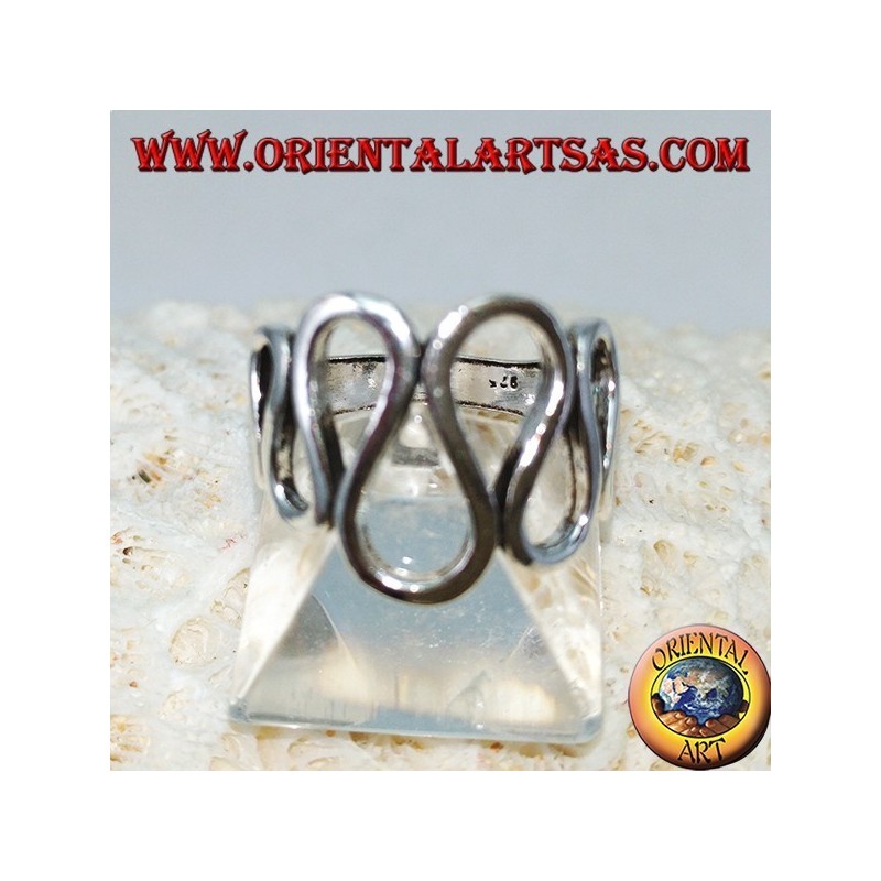 Bague en argent avec des vagues agitées