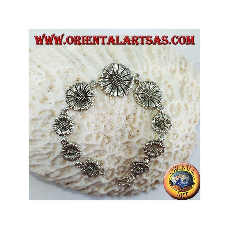 Bracciale in argento a forma di margherite