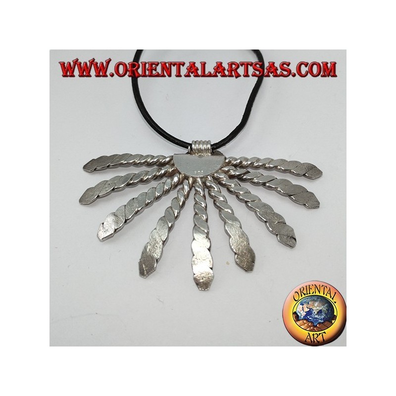 Pendentif en argent fait main Karen