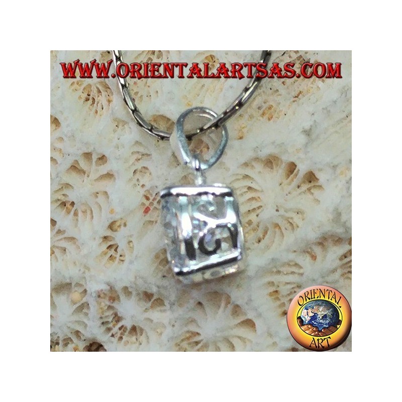Ciondolo in argento con zircone tondo
