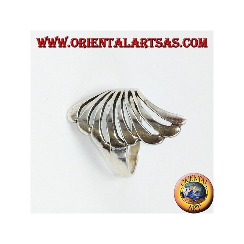 Anello in argento a ventaglio