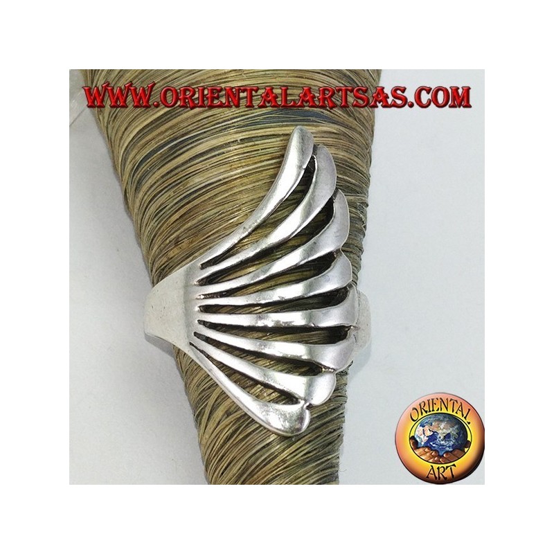 Silver ring in fan shape