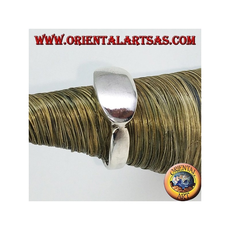Smooth silver ring with oval cross shield