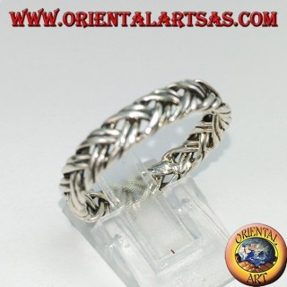 Silver ring with a pair of intertwined threads