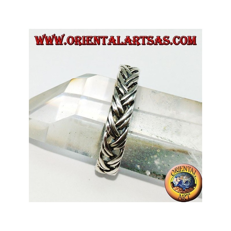 Silver ring with a pair of intertwined threads