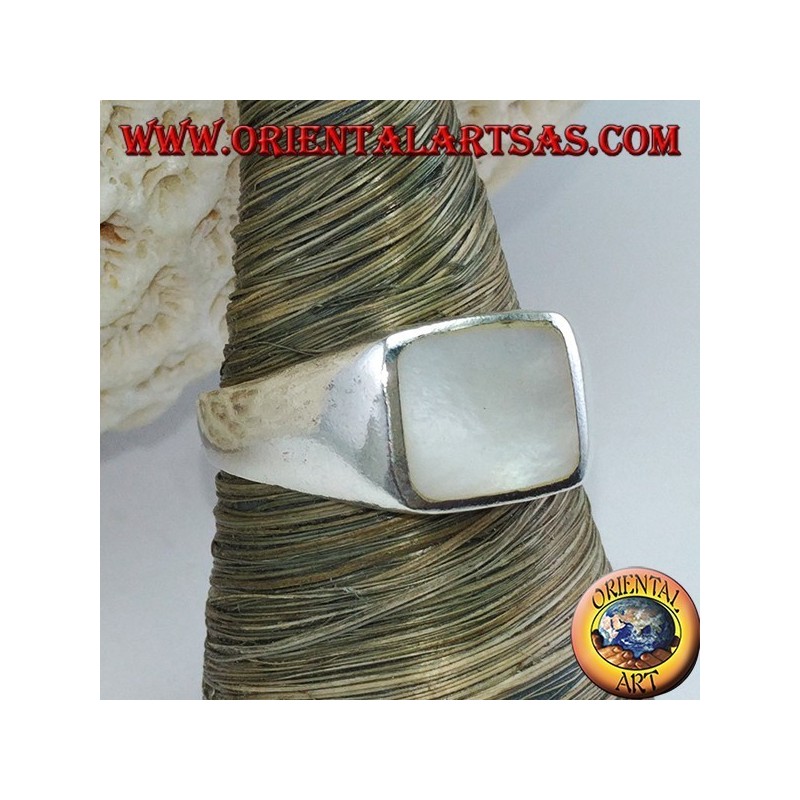 Simple silver ring with 8 * 10 rectangular mother of pearl