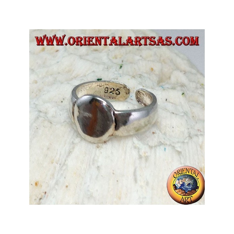 Silver ring for feet or phalanxes with a smooth oval plate