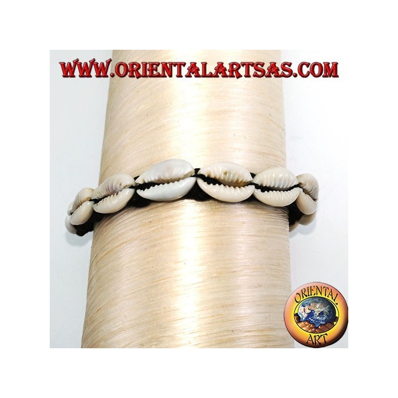 Bracciale di conchiglie ciprea cauri con chiusura in metallo analergico