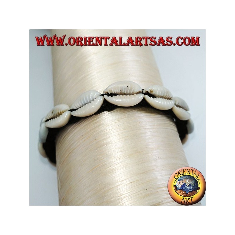 Bracciale di conchiglie ciprea cauri con chiusura in metallo analergico