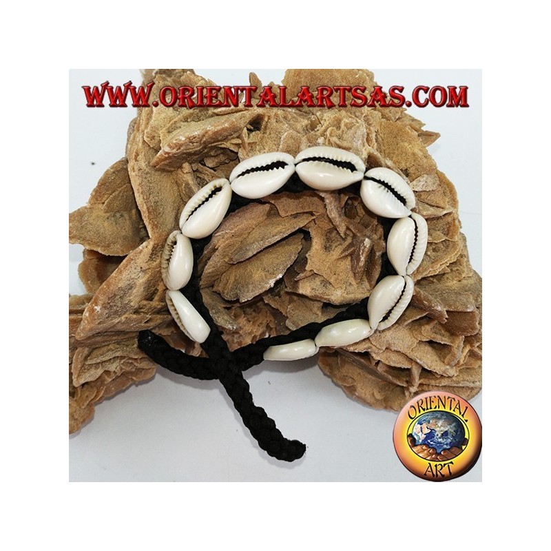 Pulsera Caure de conchas de cauri en una fila