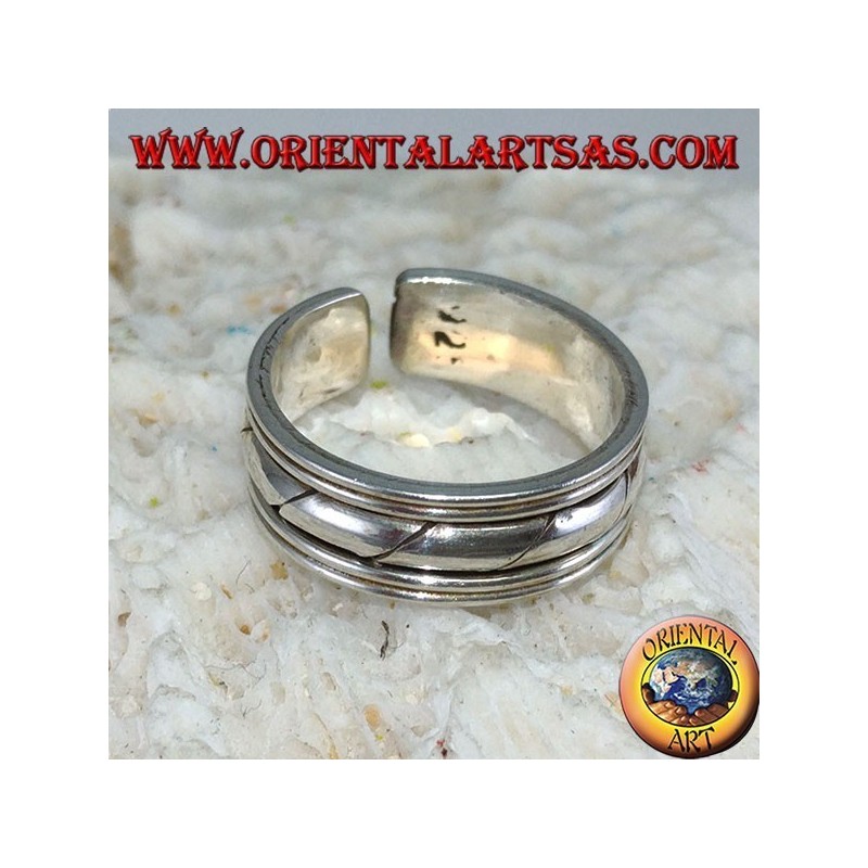 Silver ring for feet or for phalanxes, with handmade engravings