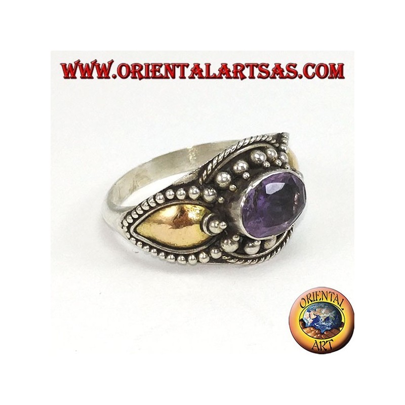 Anillo de plata con amatista y placas de oro