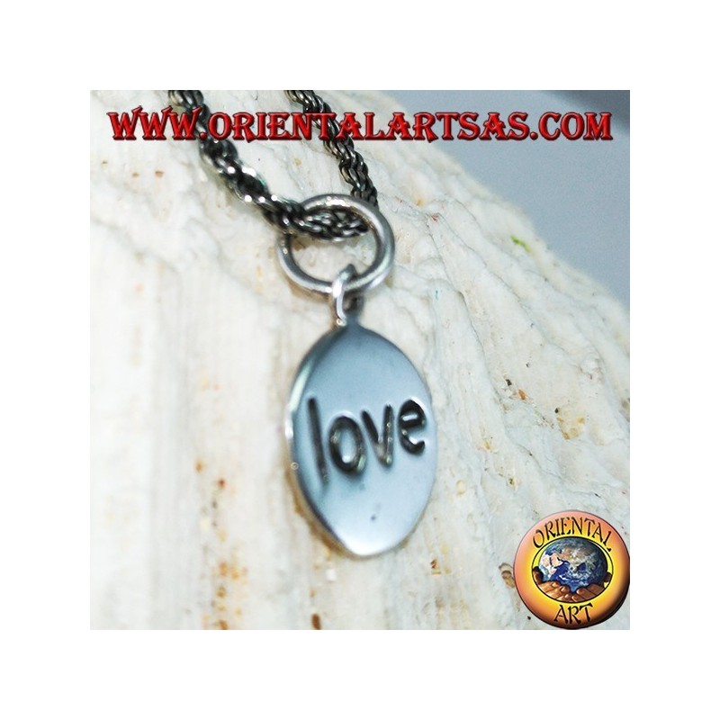 Colgante en medallón de plata del amor