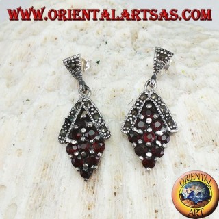 Pendientes de plata con nueve granates y marcasitas