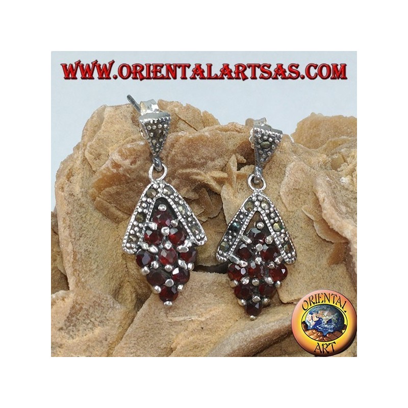 Pendientes de plata con nueve granates y marcasitas