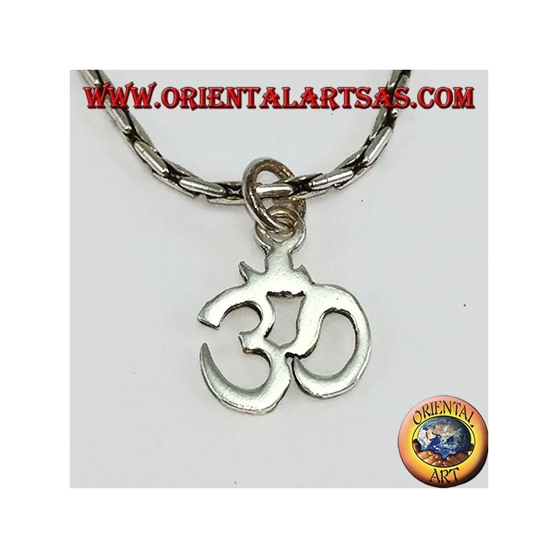 Pendentif en argent OM Oṁ Óm et syllabe sacrée Aum (petit)