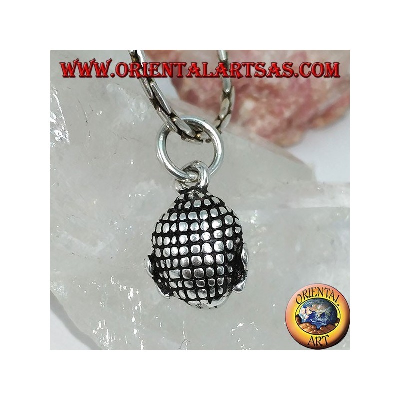 Pendentif en argent d'une petite tête de Bouddha