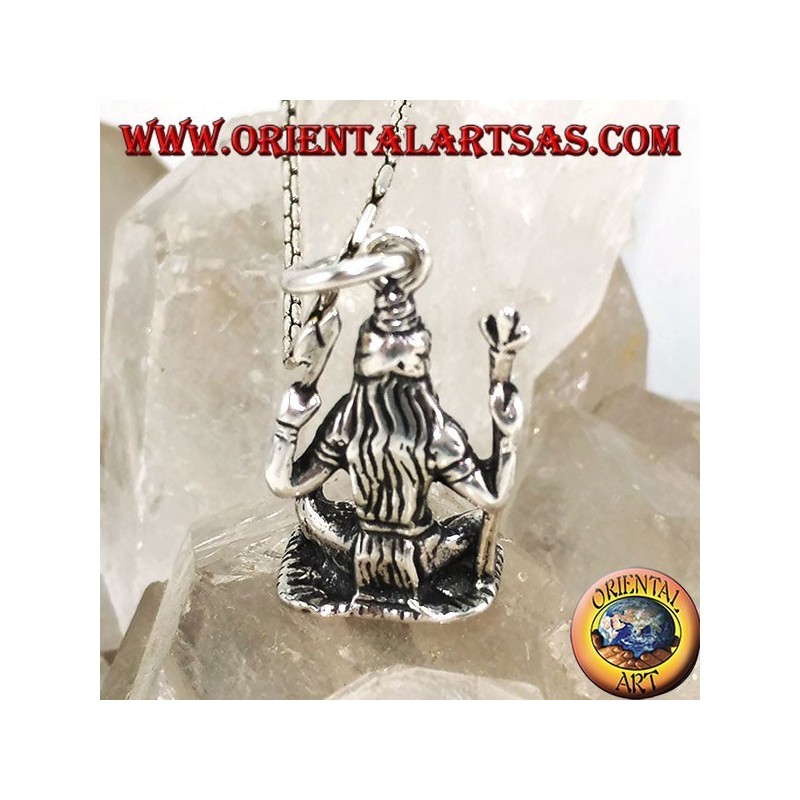 Silver pendant of Shiva Statue of Śiva of the Murudeshwara temple