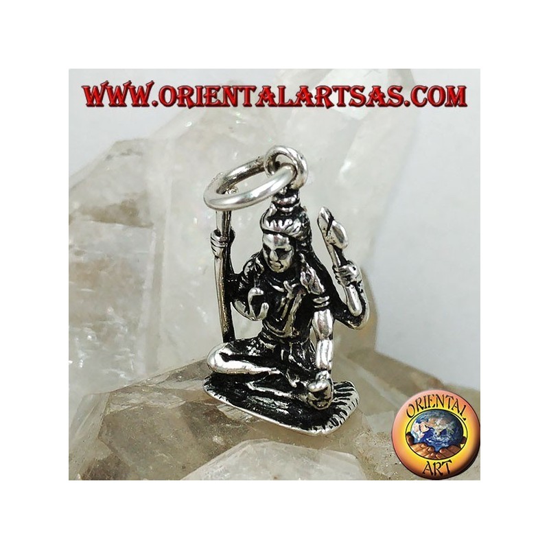 Silver pendant of Shiva Statue of Śiva of the Murudeshwara temple