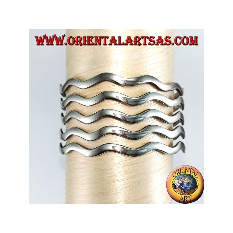 Bracciale in argento rigido a cinque fasce ondulate