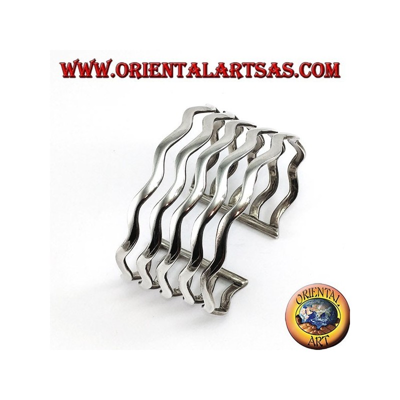 Rigid silver bracelet with five wavy bands