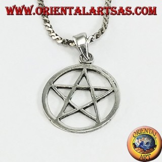 Colgante de plata con estrella pentagonal en el círculo, pequeño