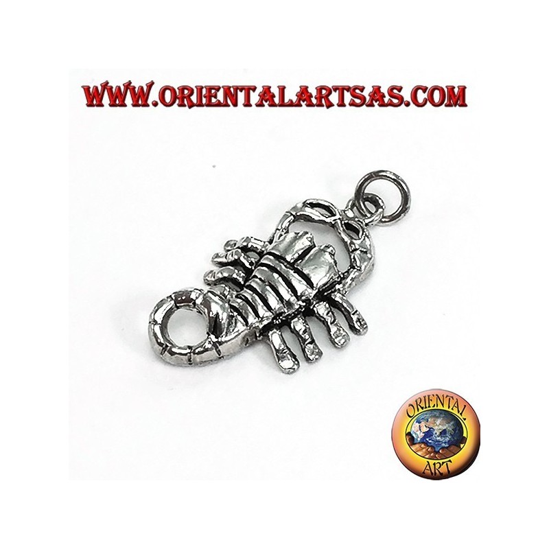 Ciondolo in argento scorpion medio